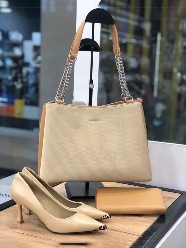 Chrisbella Medium Shoulder Bag